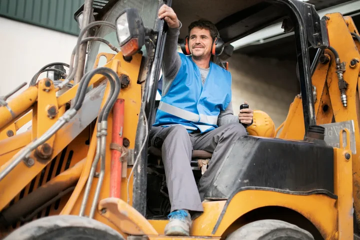 Leasing minikoparki krok po kroku – procedury i dokumenty