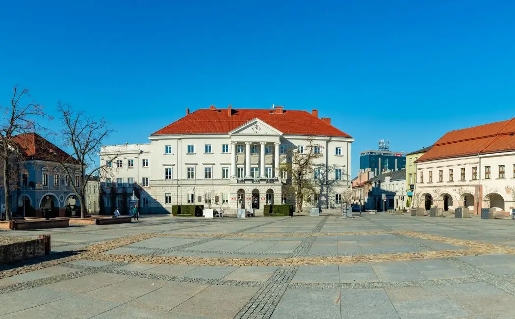 Starostwo Powiatowe w Kielcach organizuje akcje dla bezpieczeństwa na drogach