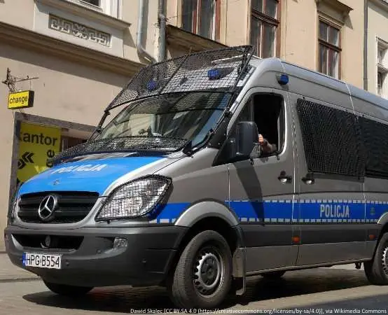 Kieleccy policjanci zatrzymali 52-latka z dużą ilością narkotyków w Skarżysku