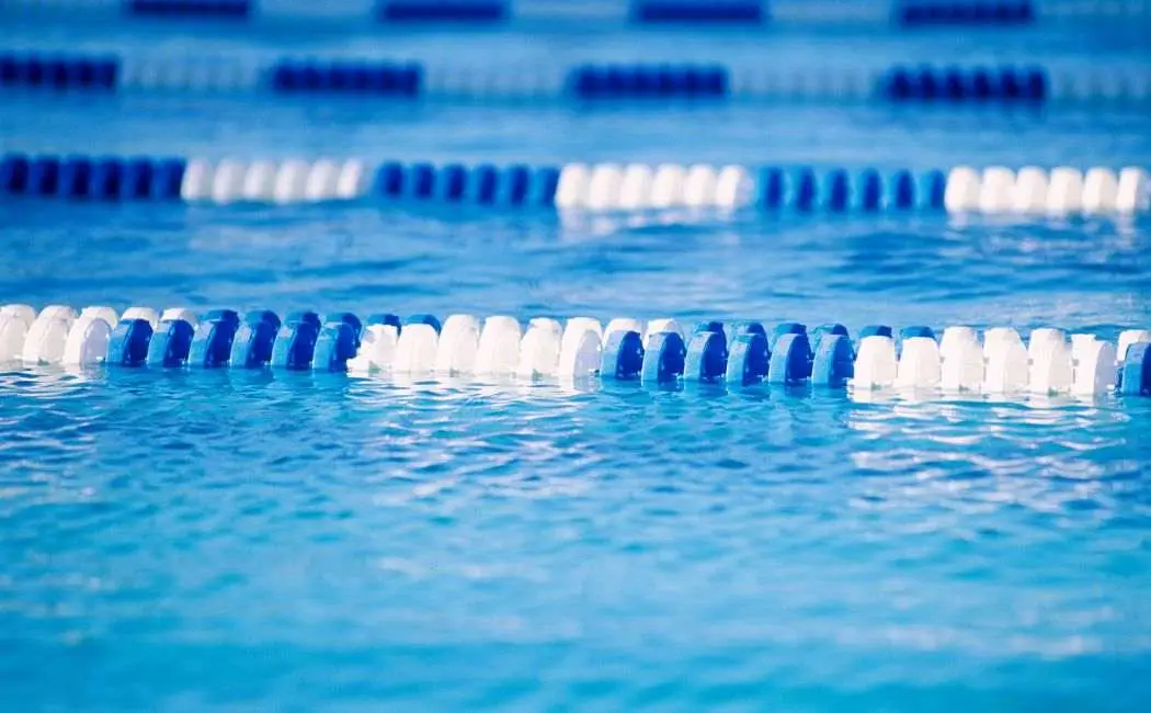 Hale sportowe w Kielcach z nowym oświetleniem i odświeżonym parkietem