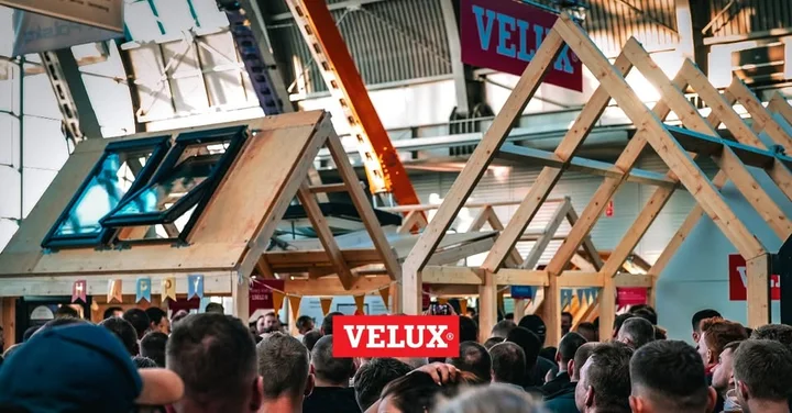Grafika promocyjna wydarzenia VELUX na Dach Forum 2026 — stoisko w Hali 6