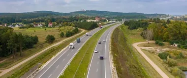 Powroty z wakacji przez Świętokrzyskie. Na tych trasach czekają utrudnienia