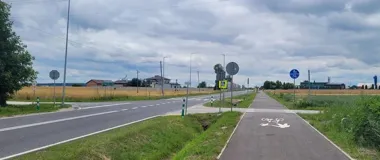 Przy DK42 powstanie nowy ciąg pieszo-rowerowy. Połączy Nowy Kazanów z Końskimi