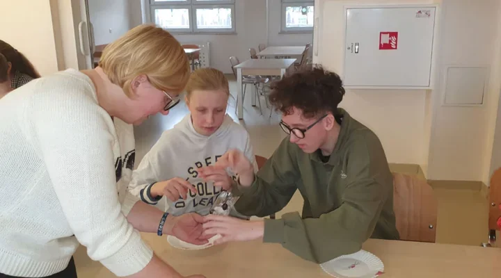 Koty, ćwiczenia i kreatywna zabawa - relacja z zajęć "Jestem wyjątkowy" w Kielcach