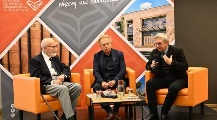 Włostowski pałac wrócił w rozmowie o pamięci, wojnie i ludziach