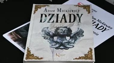 Mickiewicz zabrzmiał na nowo - kieleckie „Dziady” połączyły pokolenia