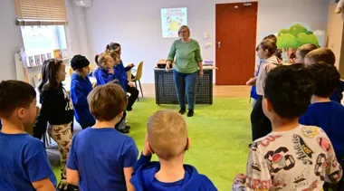 Pajęczyna życzliwości w Kielcach - biblioteka pokazała, że każdy ma swój blask