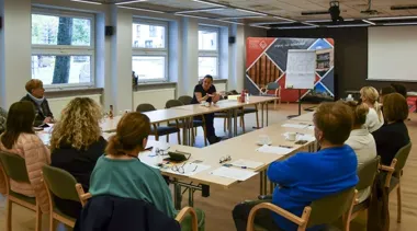 Biblioteka uczy, jak rozmawiać o stracie. Ważne szkolenie w Kielcach