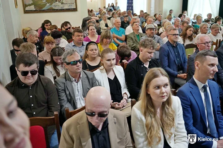 KCK nagrodzone za dostępność. W Kielcach doceniono pracę bez barier