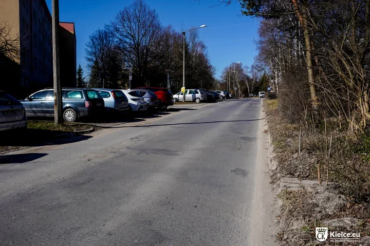 Na Fosforytowej rusza główny etap remontu. Ruch będzie jednokierunkowy