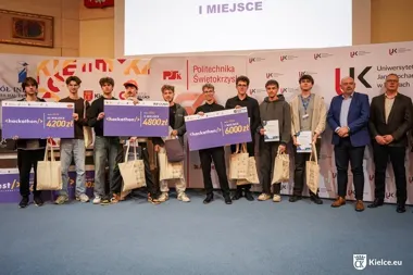 Nocny hackathon w Kielcach wyłonił pomysły na bezpieczniejsze i spokojniejsze miasto