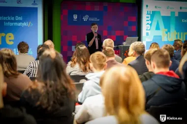 Kieleckie Dni Informatyki otworzyły sezon na AI i rozmowy o przyszłości