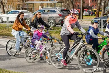Z Rynku na Wietrznię na rowerach – Geofestiwal wraca z trasą przez całe Kielce