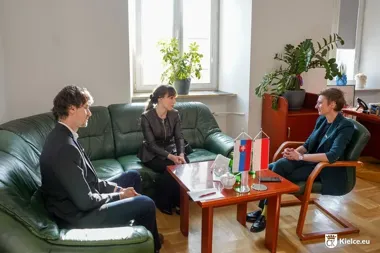 Konsul Honorowa Słowacji w Kielcach – otwarcie na współpracę gospodarczą i kulturalną