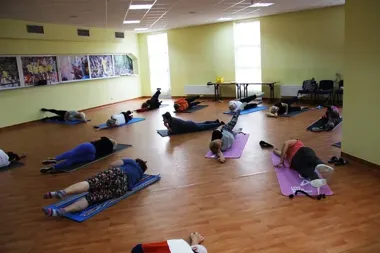 Seniorzy wracają do ruchu. MOSiR otwiera nową edycję bezpłatnych zajęć