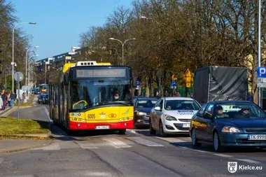 12 linii cmentarnych, nowe połączenia i 55 autobusów na nekropoliach