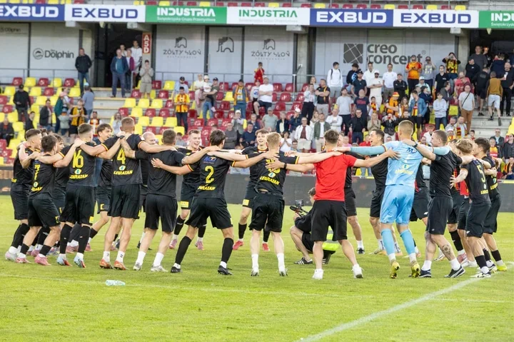 Korona II sięgnęła po puchar po finale pełnym emocji na Exbud Arenie