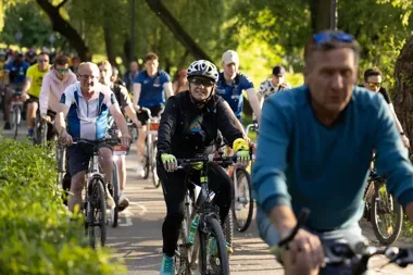 Wiosna wsiądzie na rowery z Dujszebajewami i przejedzie przez centrum Kielc