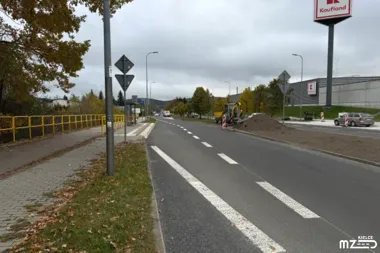 Stała organizacja ruchu wraca na Warszawską. Remont jeszcze się nie kończy