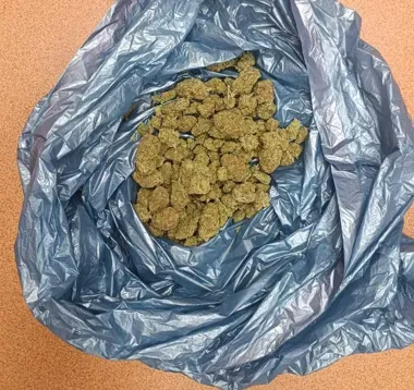 126 gramów marihuany w mieszkaniu 20-latka - grozi mu 10 lat więzienia