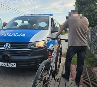 Ponad promil na rowerze w gminie Nowiny. Policjanci wystawili mandat