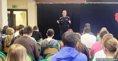 Hejt i przemoc rówieśnicza pod lupą policji. Spotkanie w Kielcach