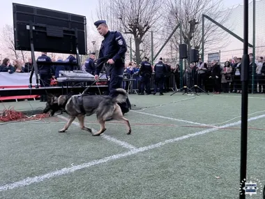 Sekundy spokoju podczas prezydenckiej wizyty - policja zabezpieczyła Chmielnik i Agrotech