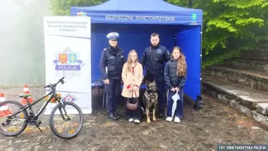 Na Świętym Krzyżu policjanci dali dzieciom lekcję, której nie da się zapomnieć