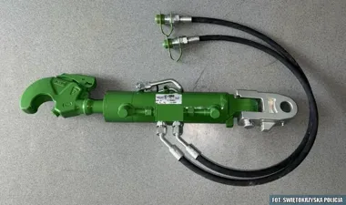 Próbowali przerzucić sprzęt spod targów - policja zatrzymała 37 i 32-latka