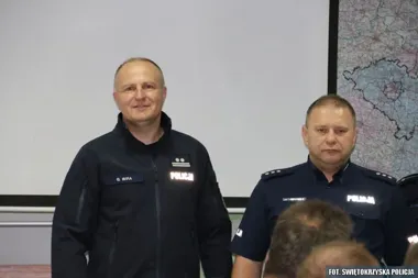 W Kielcach najlepszych dzielnicowych wyłonił test i ratowanie życia
