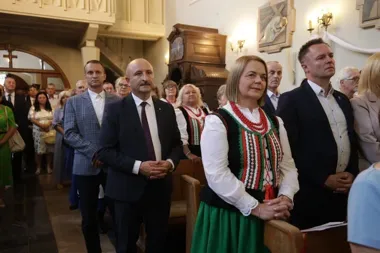 700 lat parafii w Sędziejowicach. Uroczystość z procesją i odnowioną wieżą