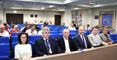 Drogi, bezpieczeństwo i nowa placówka. Ważne decyzje powiatu kieleckiego