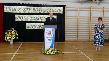 Nowe klasy mundurowe w Chęcinach. Do szkoły dołączyli pierwsi uczniowie
