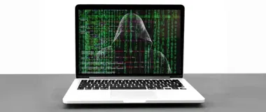 Fałszywy zwrot PIT kusi kliknięciem i może opróżnić konto