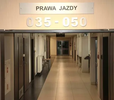 W kieleckim starostwie przybywa cudzoziemców starających się o polskie prawo jazdy
