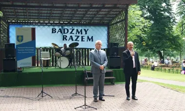 W Łagiewnikach rodziny spotkały się przy muzyce i motocyklach z dawnych lat