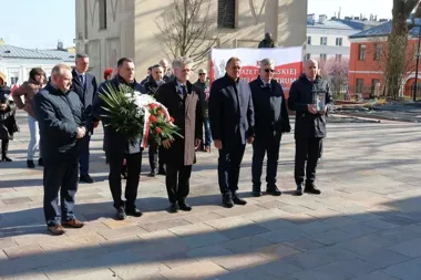 Pod kielecką katedrą wróciły nazwiska, których nie da się zapomnieć