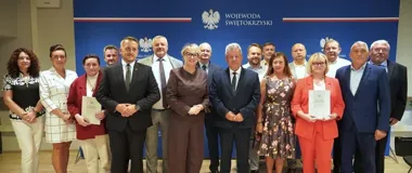 Prawie 6 milionów złotych na drogi. Siedem gmin z dofinansowaniem