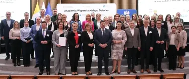 Samorządowcy i opiekunowie rozmawiali o opiece nad najmłodszymi – forum w Kielcach