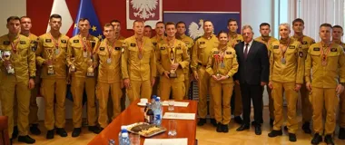 Świętokrzyscy strażacy z medalami. Wicemistrzyni Polski pokonała 49 pięter