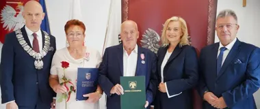 Złote gody w Zagnańsku. Pary odebrały medale za 50 lat małżeństwa