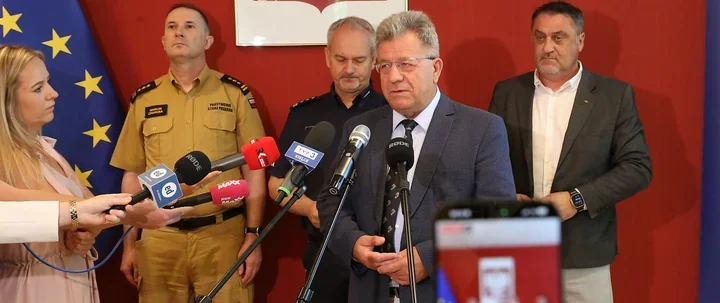 Wakacje pod nadzorem służb. Nad wodą i na drogach nie będzie pobłażania